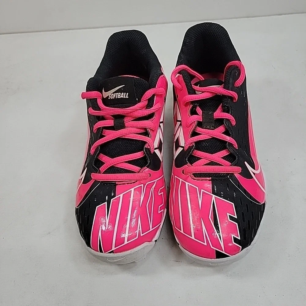 Nike‎ Jr Football Cleats Pink Black Youth Size 3.5Y Soccer Cleats Youth